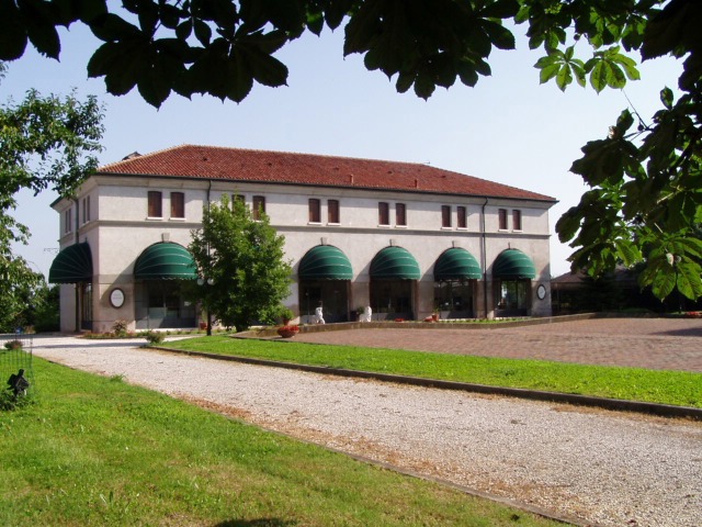 Attivit� commerciale Ristorante e pizzeria in vendita a Villadose