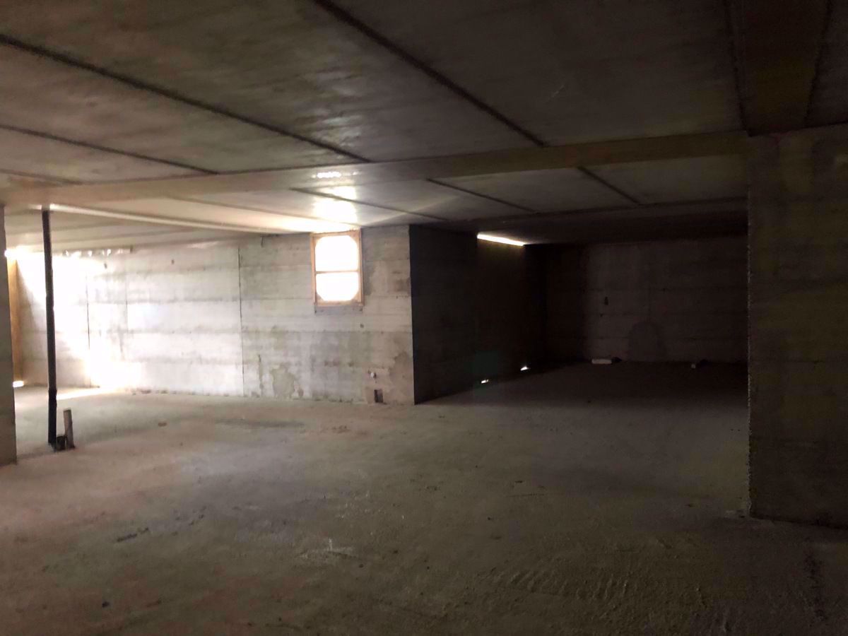 Stabile/Palazzo in vendita a Ceregnano