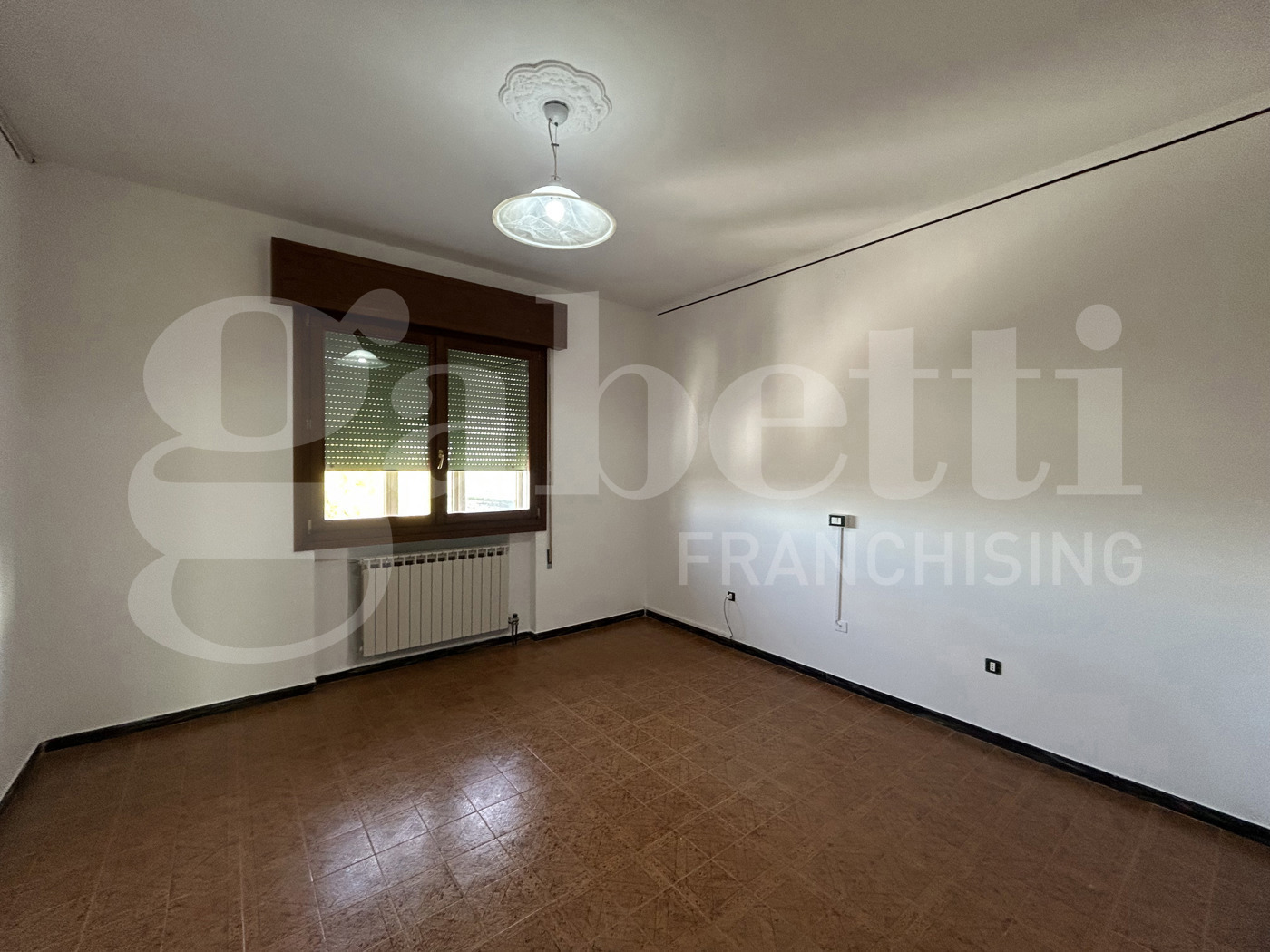 Villa con giardino a Gavello