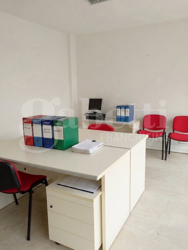Ufficio in vendita a Rovigo