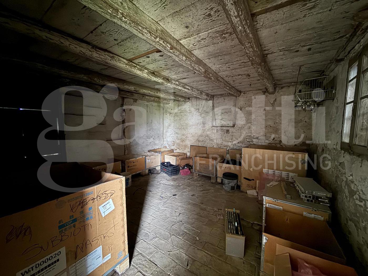 Rustico da ristrutturare a Fratta Polesine