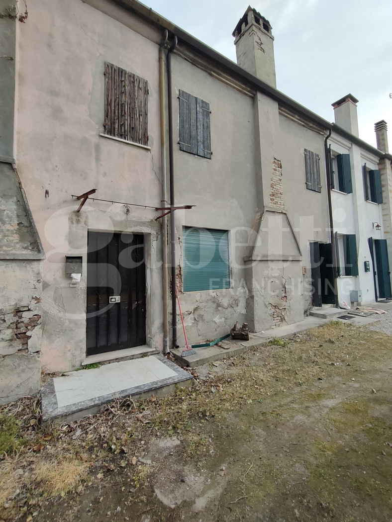 Casa indipendente in vendita a Crespino