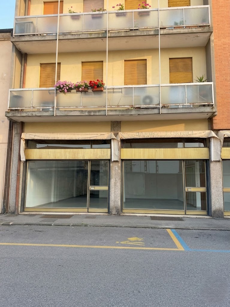 Negozio in affitto a Rovigo