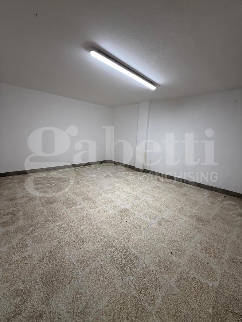 Negozio in affitto a Rovigo