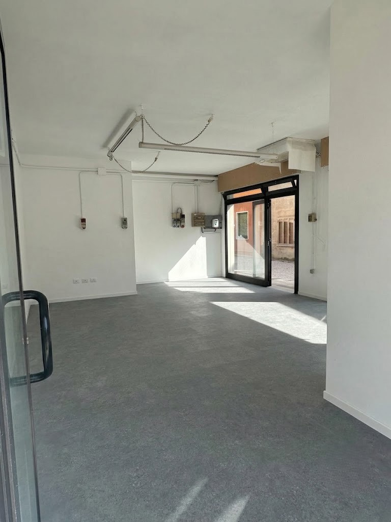 Negozio ristrutturato a Rovigo