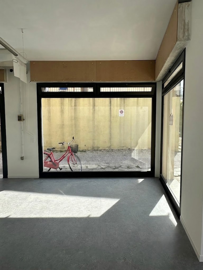 Negozio ristrutturato a Rovigo
