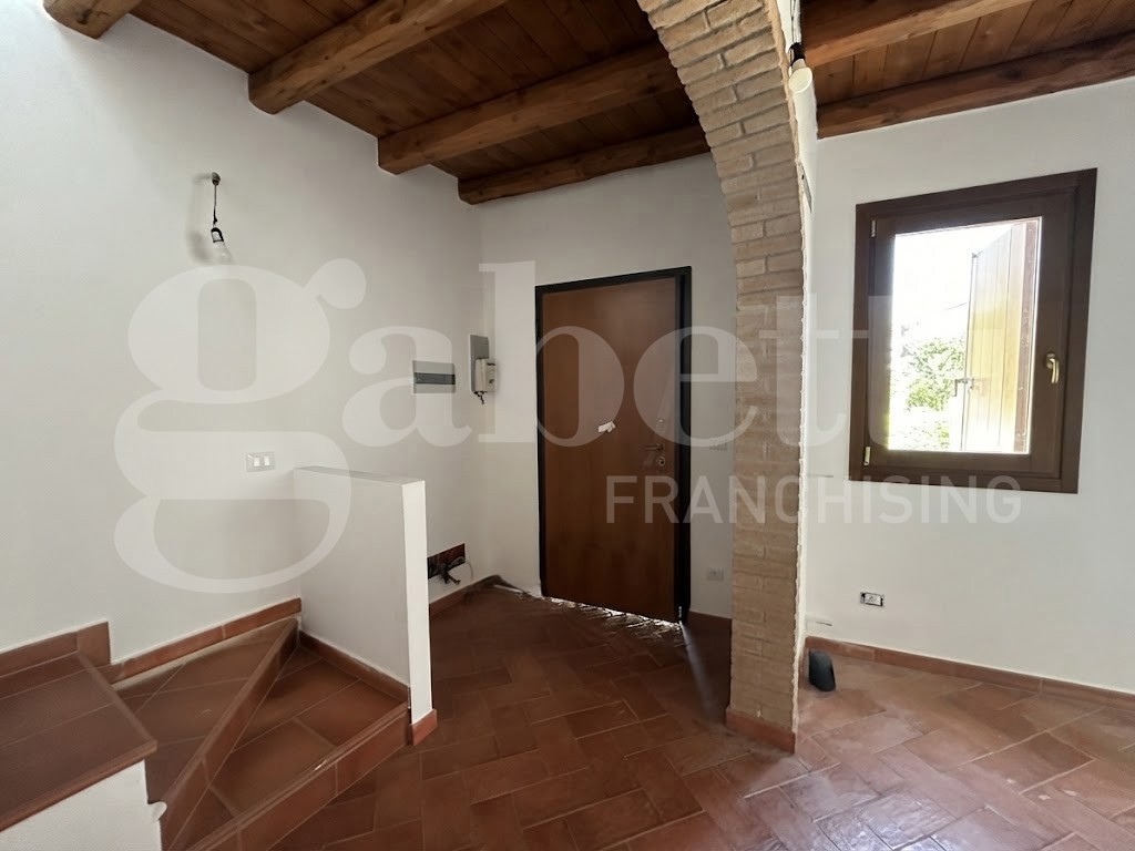Casa indipendente ristrutturata a Ceregnano