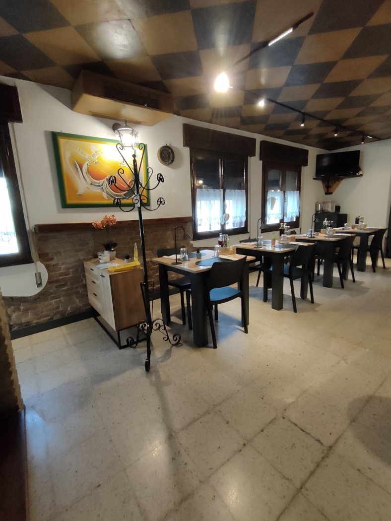 Attivit� commerciale Ristorante e pizzeria in vendita a Ceregnano