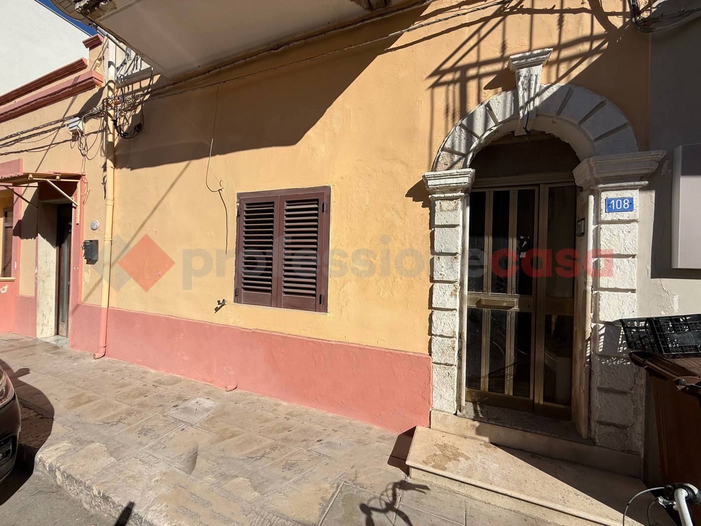 Trilocale da ristrutturare a Pulsano