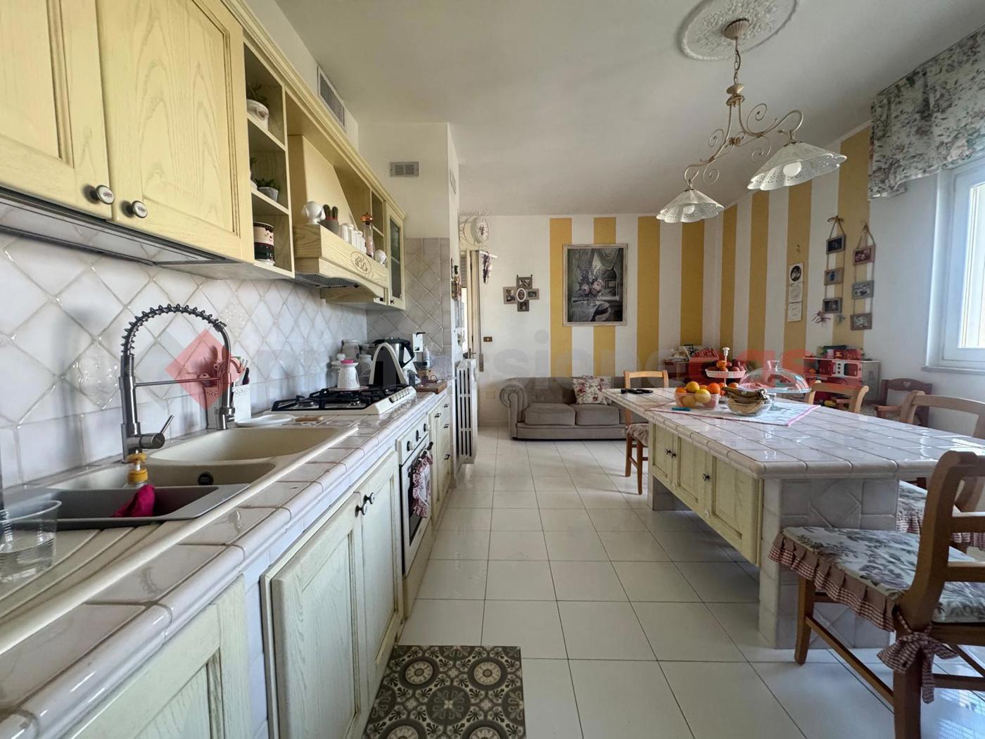 Quadrilocale in vendita a Pulsano