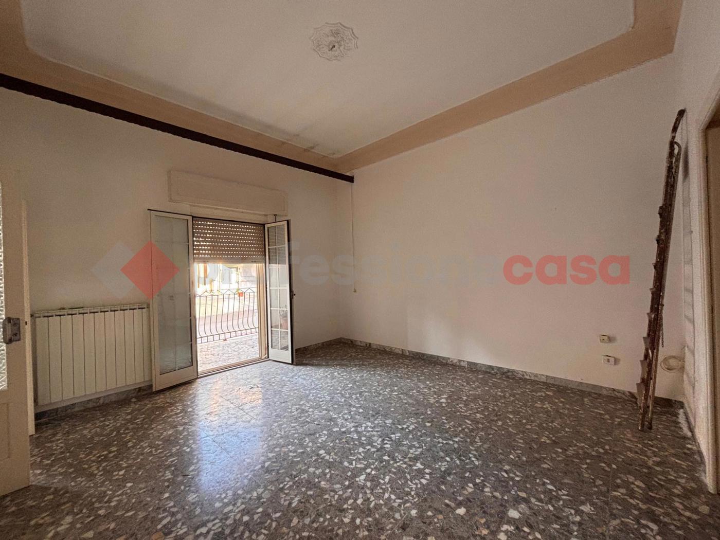 Casa indipendente con giardino a Roccaforzata