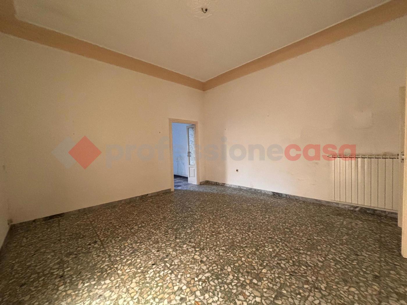 Casa indipendente con giardino a Roccaforzata