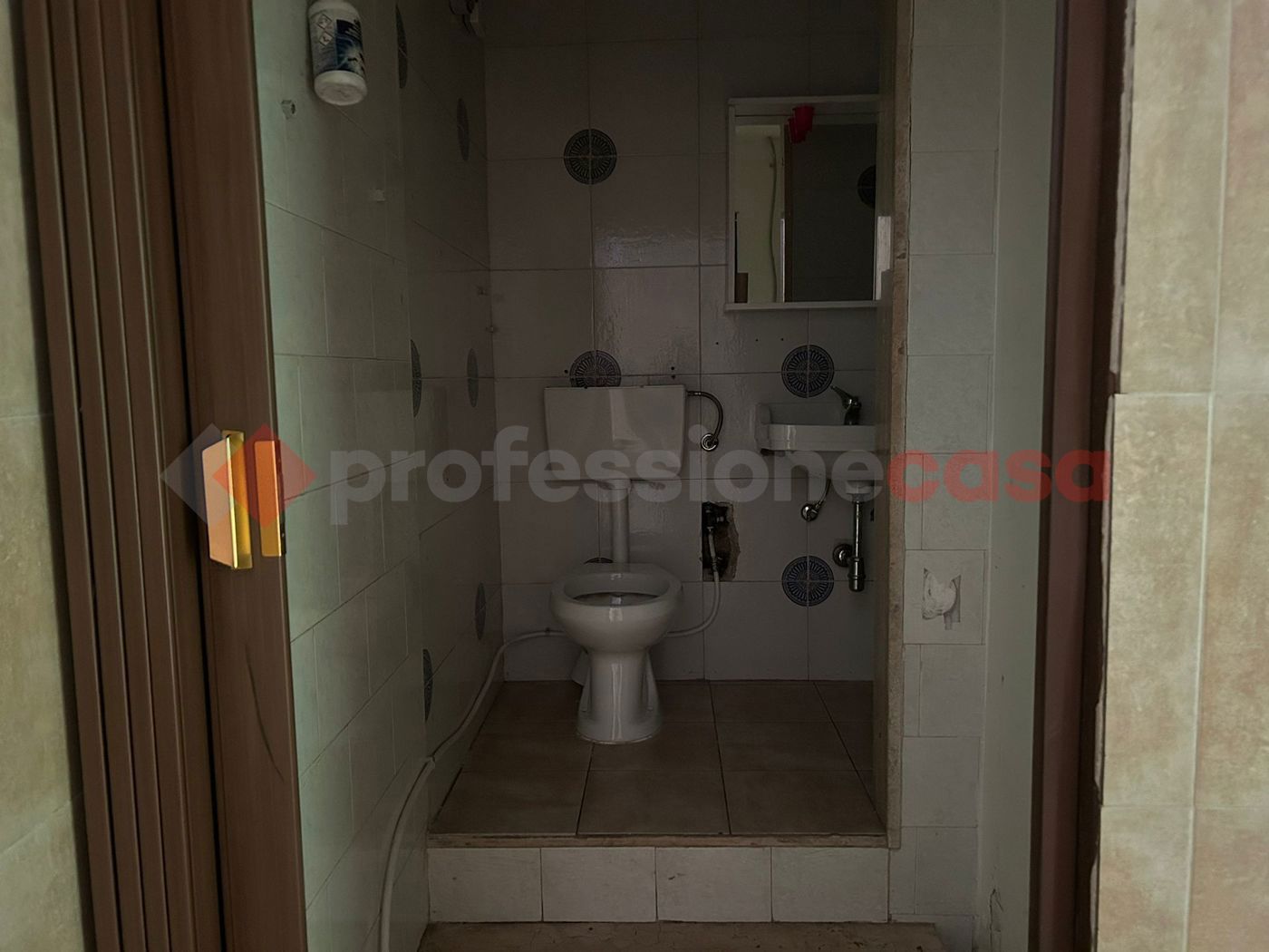 Negozio in affitto a Pulsano