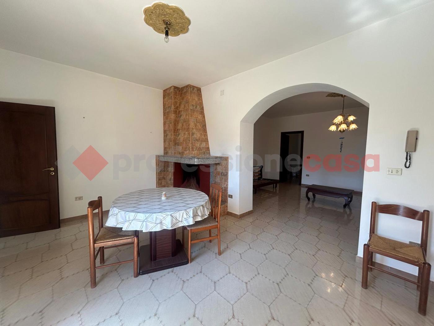 Appartamento in vendita a Leporano