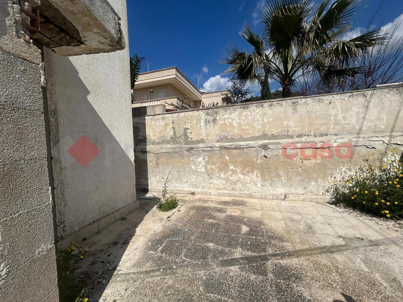 Villa con giardino a Pulsano