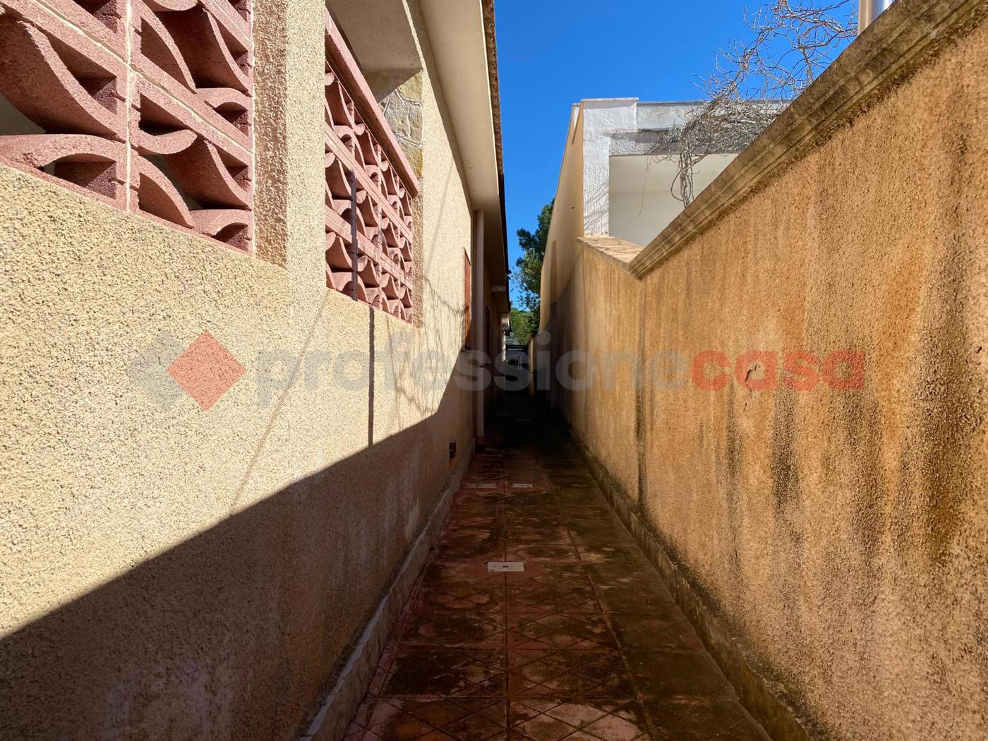 Trilocale con giardino a Pulsano