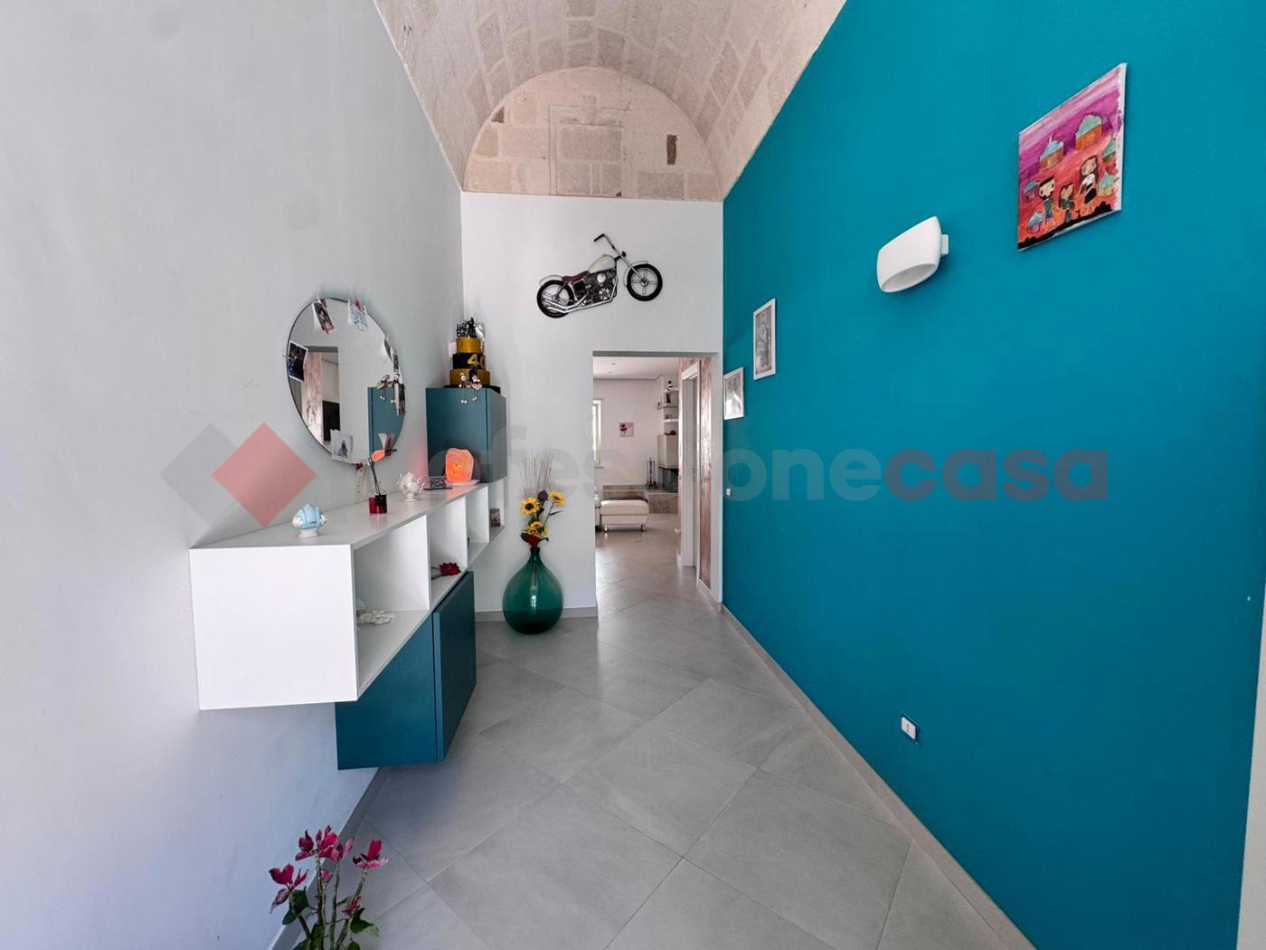 Casa indipendente con giardino a Pulsano