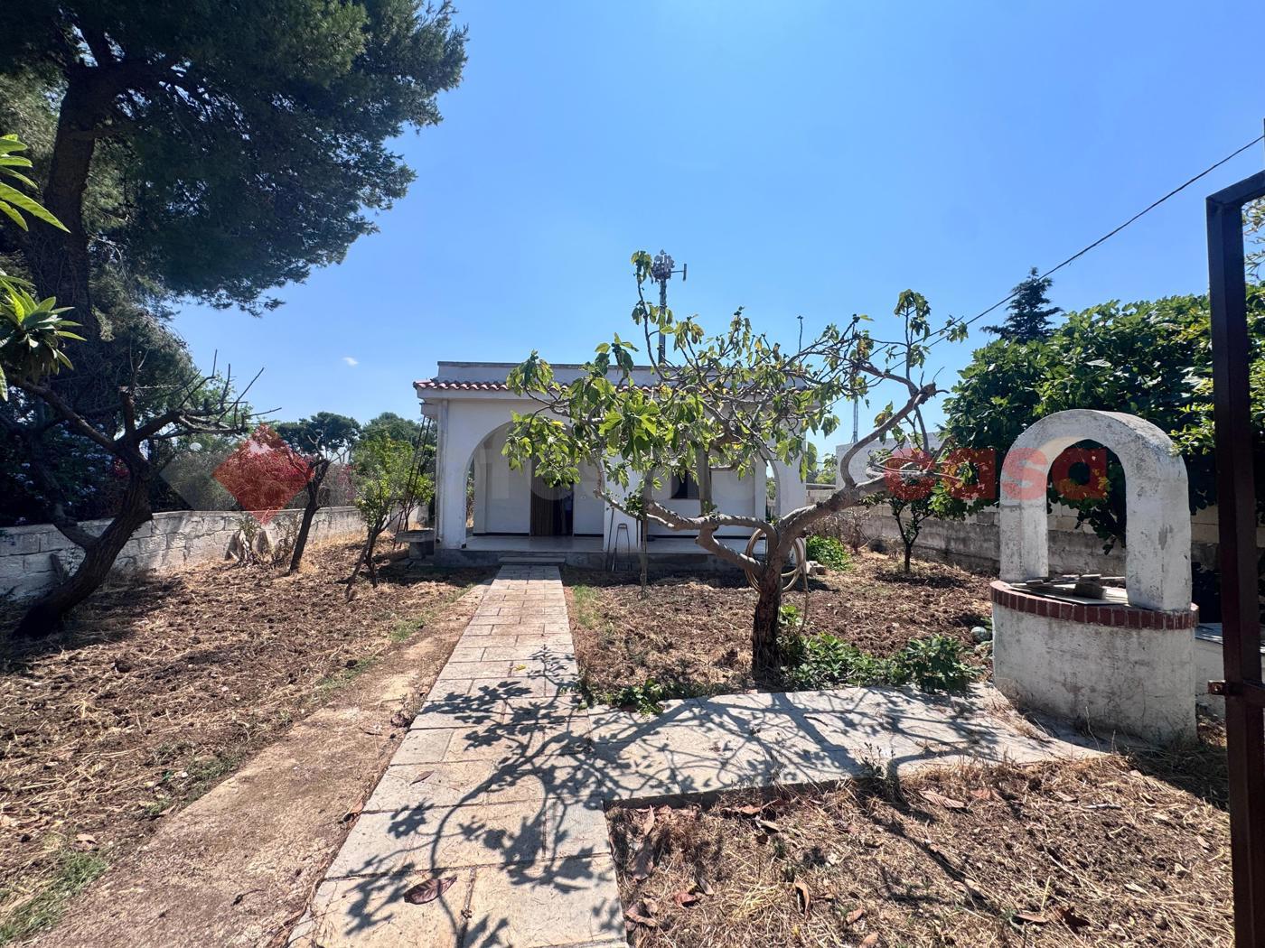 Villa con giardino a Pulsano