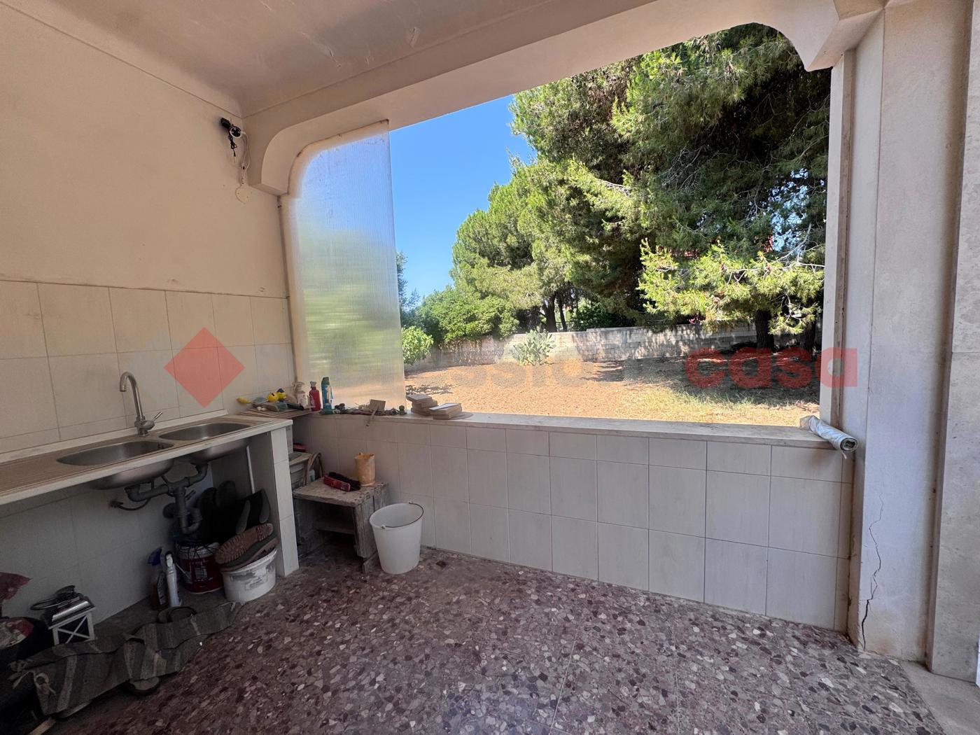 Villa con giardino a Pulsano