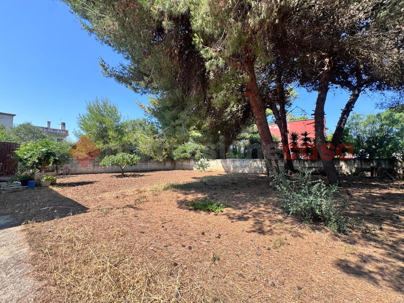 Villa con giardino a Pulsano