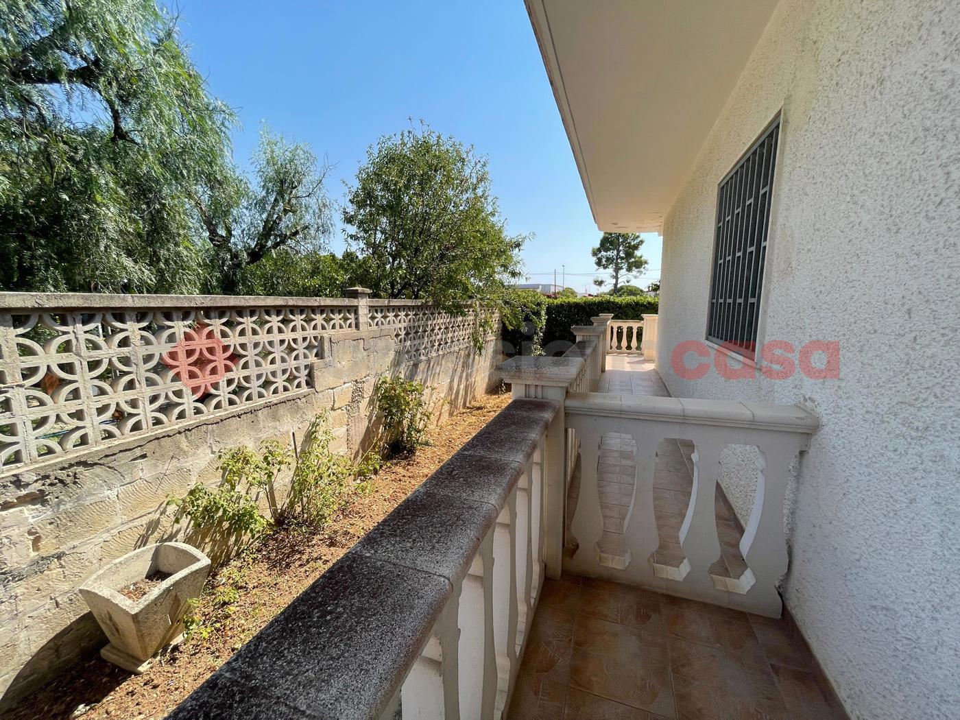 Villa con giardino a Pulsano