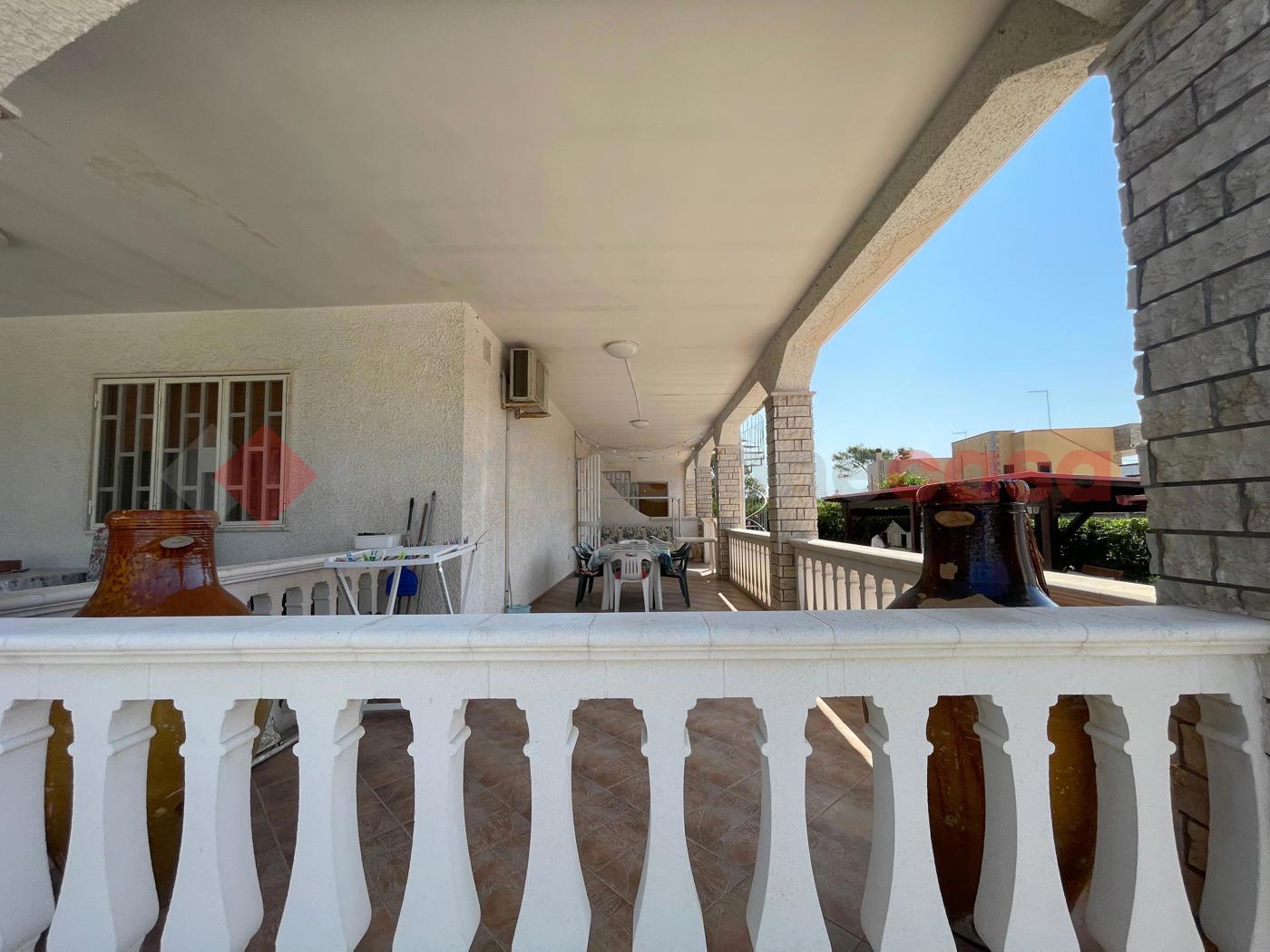 Villa con giardino a Pulsano