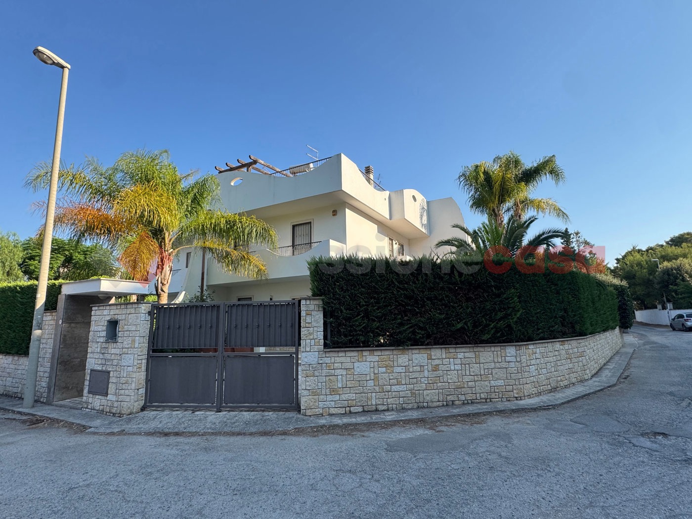 Villa con giardino a Pulsano