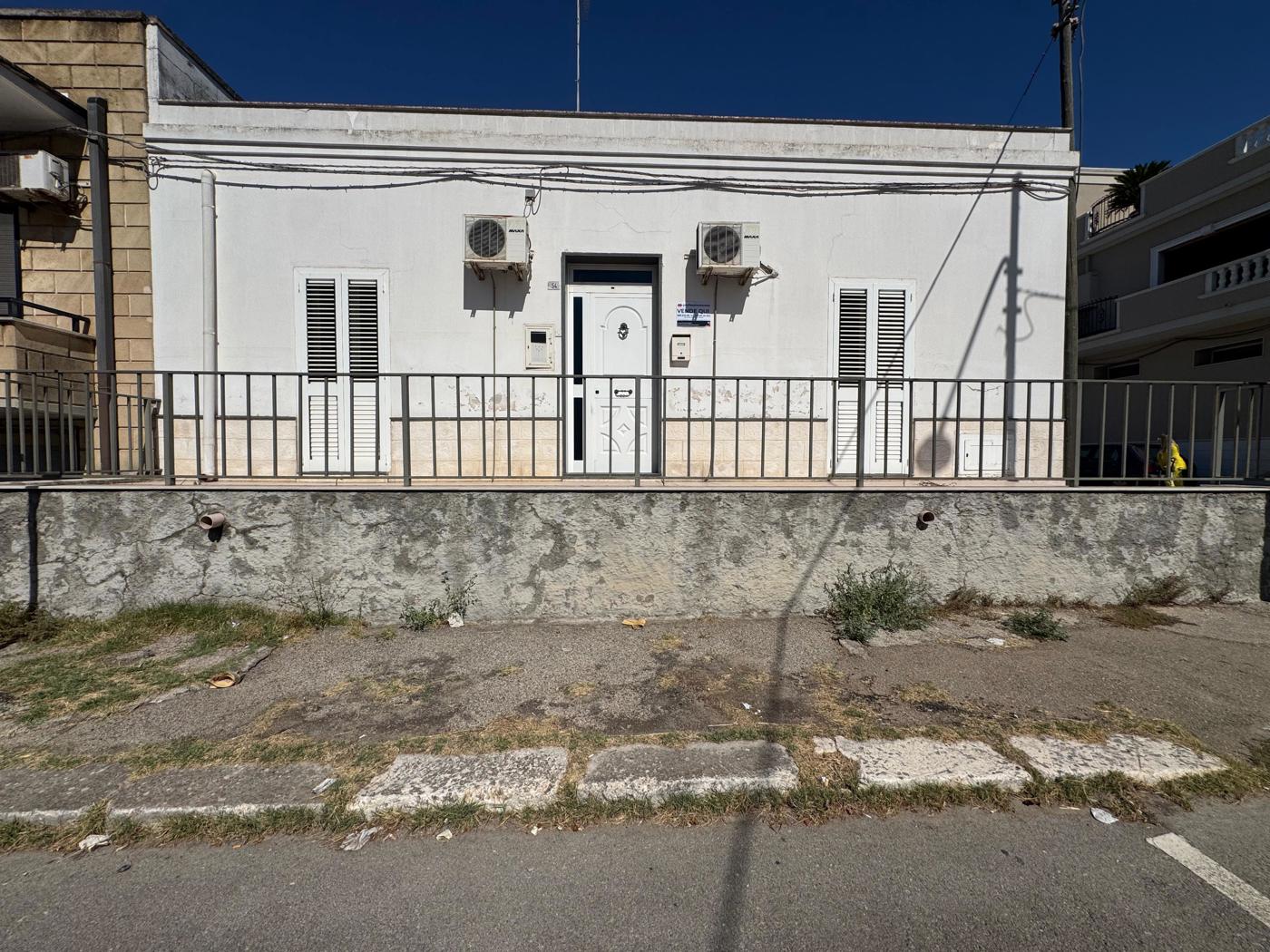 Casa indipendente in vendita a Lizzano
