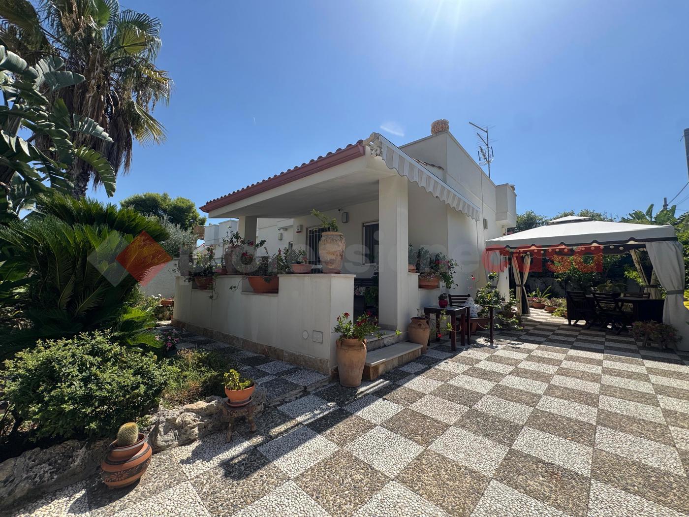 House, 65 m²