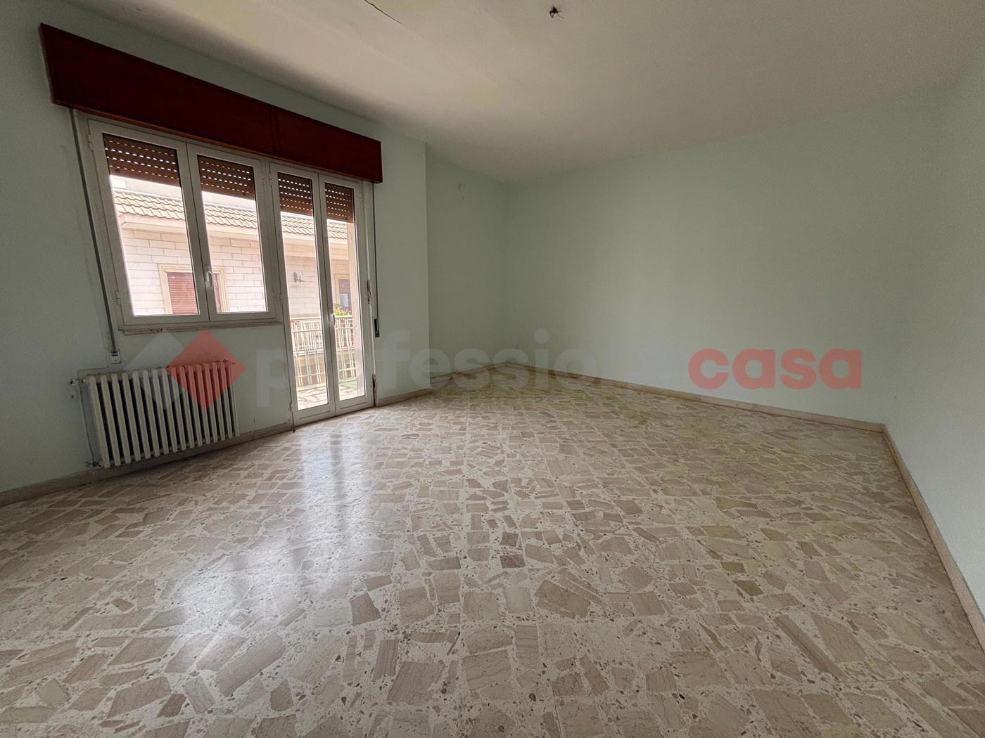 Appartamento in affitto a Pulsano
