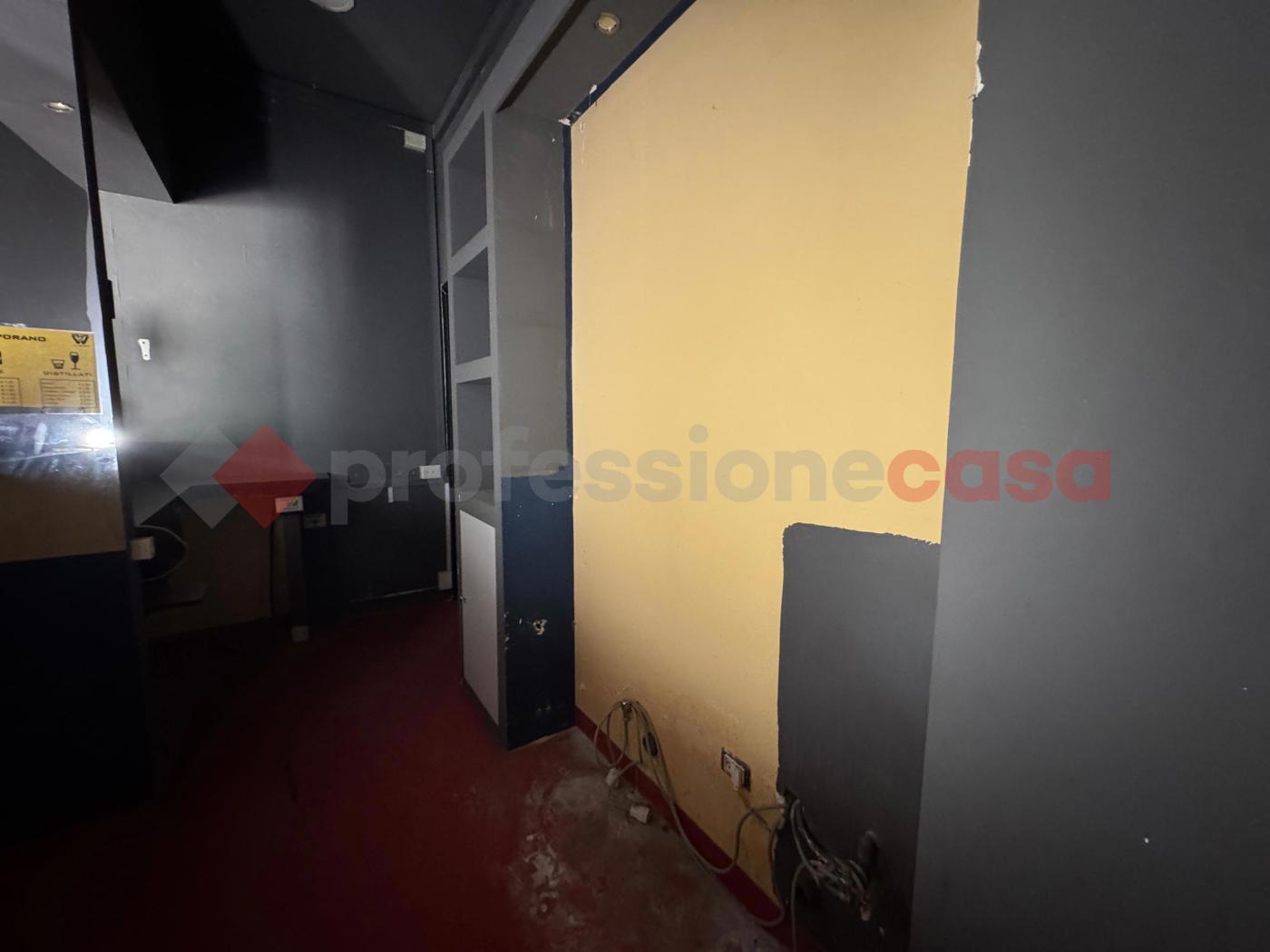 Negozio in affitto a Leporano