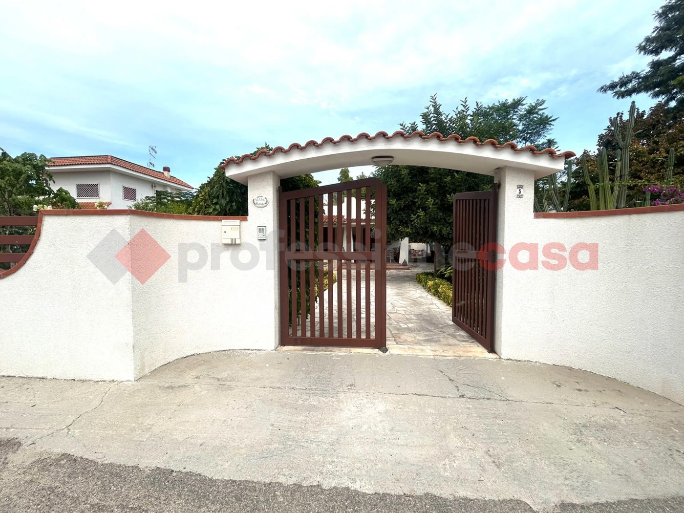 Villa con giardino a Pulsano