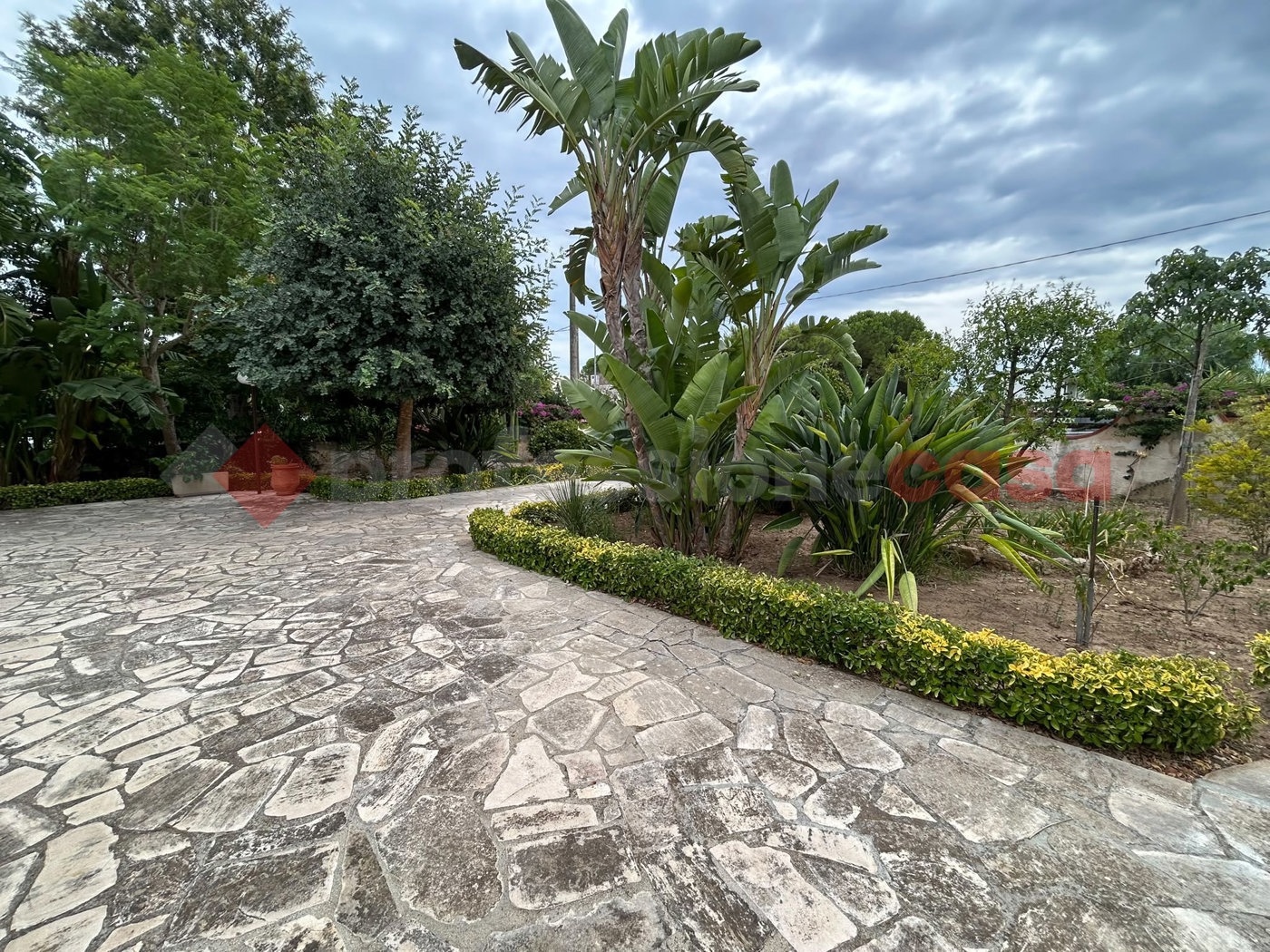 Villa con giardino a Pulsano