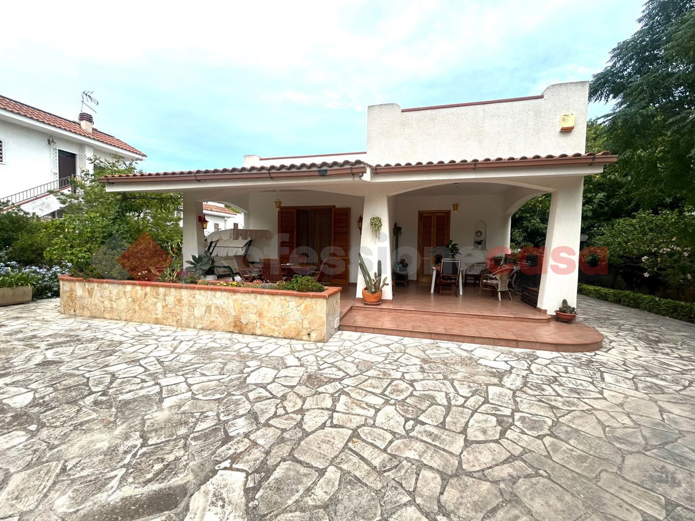 Villa con giardino a Pulsano