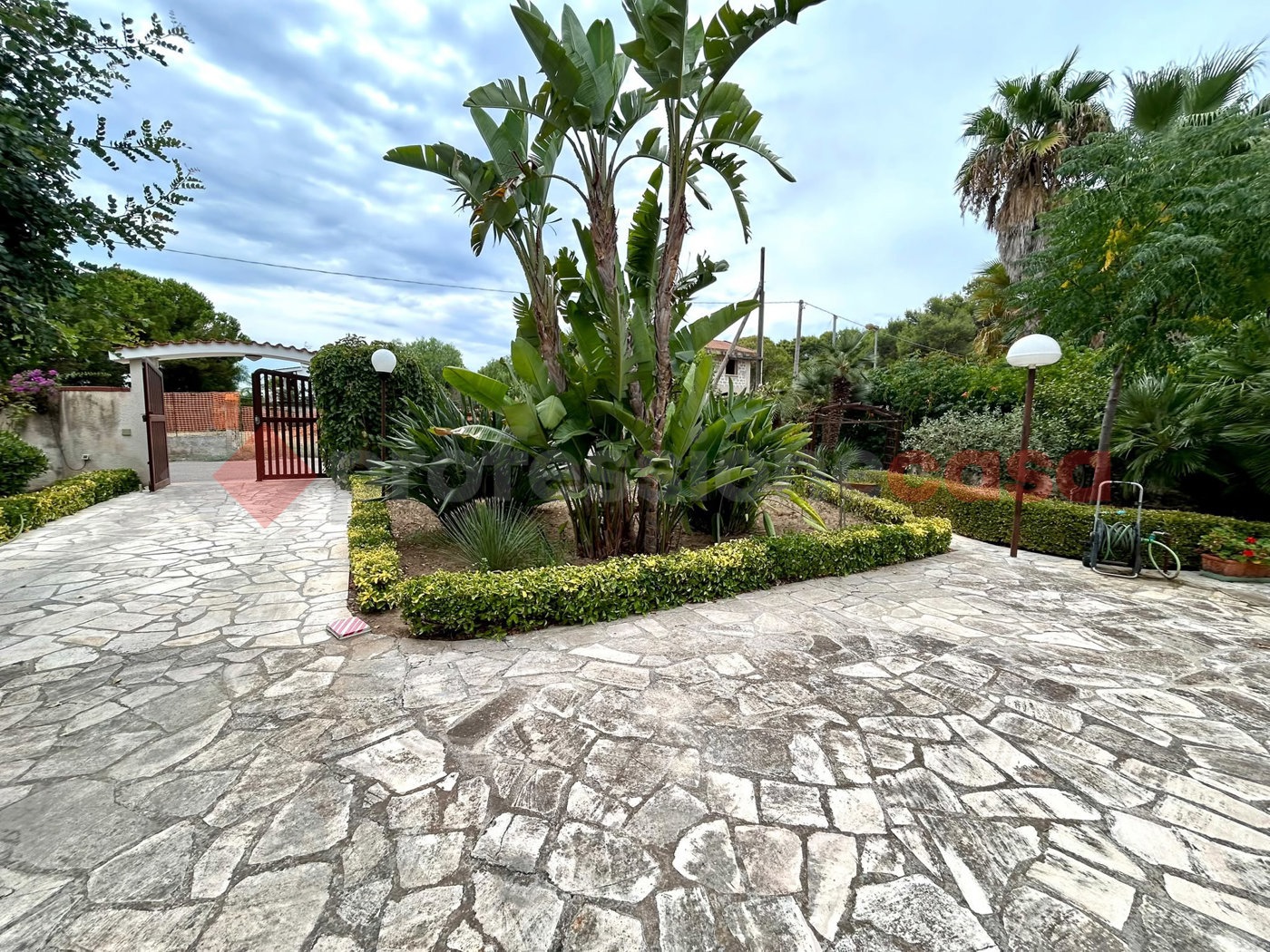 Villa con giardino a Pulsano