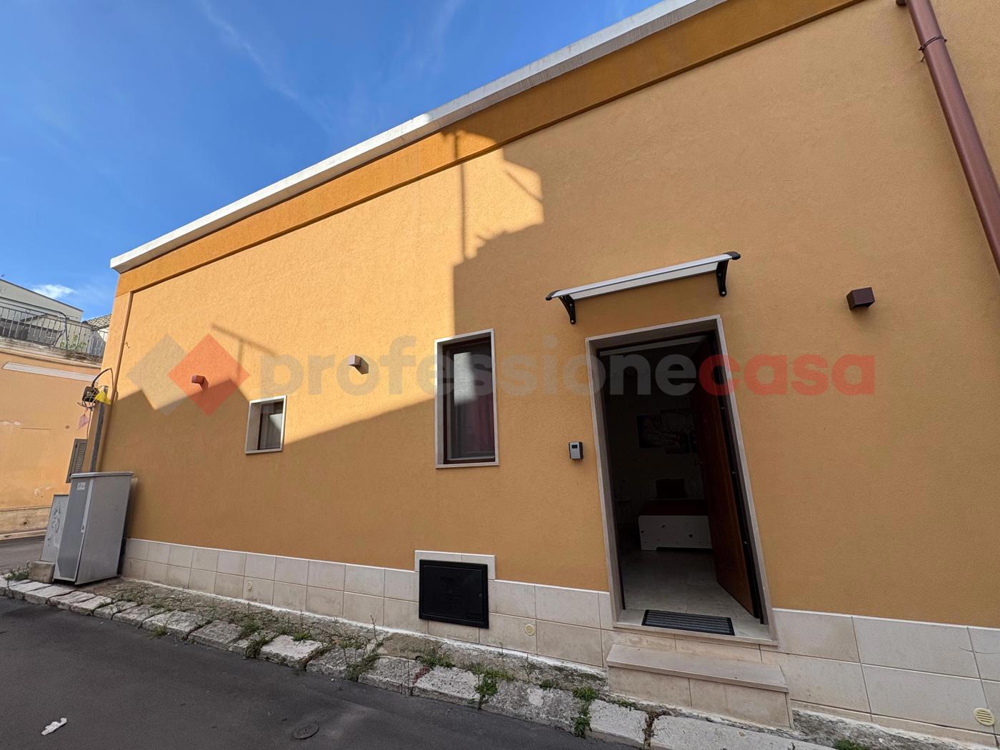 Casa indipendente in vendita a Leporano