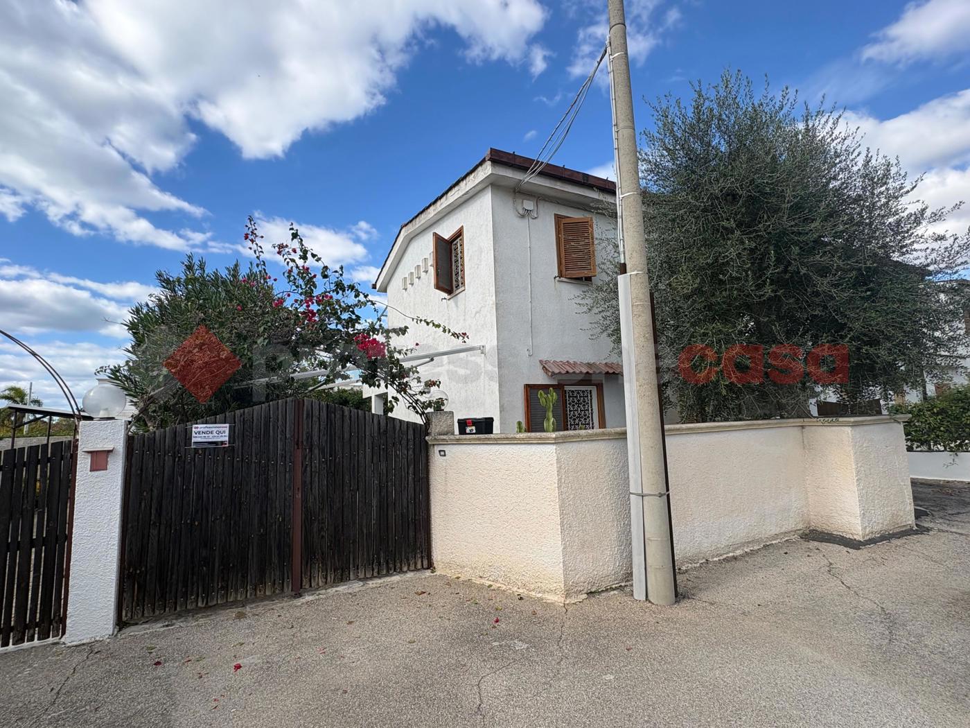 Villa con giardino a Leporano