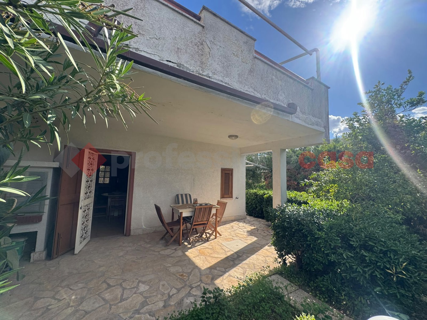 Villa con giardino a Leporano