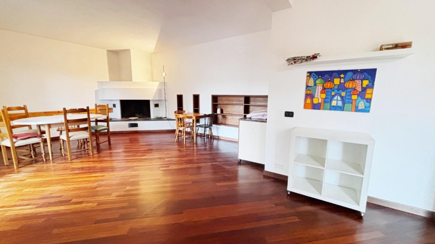 Villa Bifamiliare con giardino, Vicopisano cucigliana