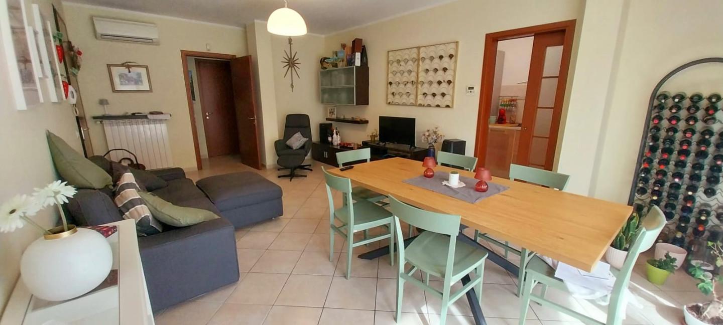 Quadrilocale con giardino a Calci