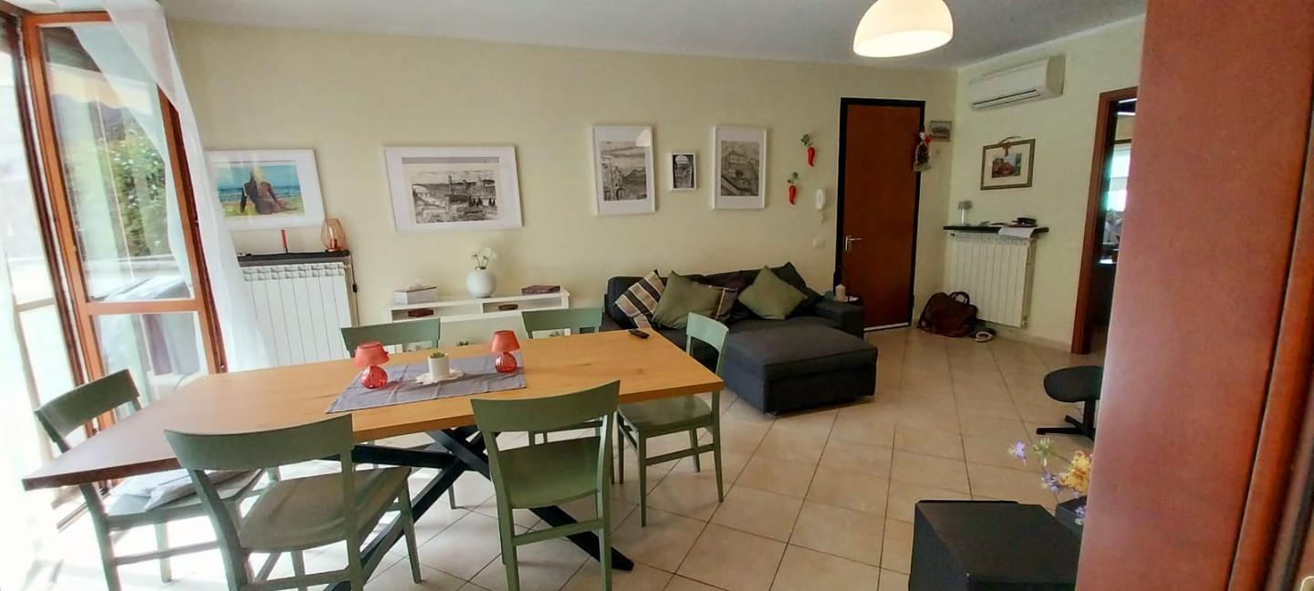 Quadrilocale con giardino a Calci