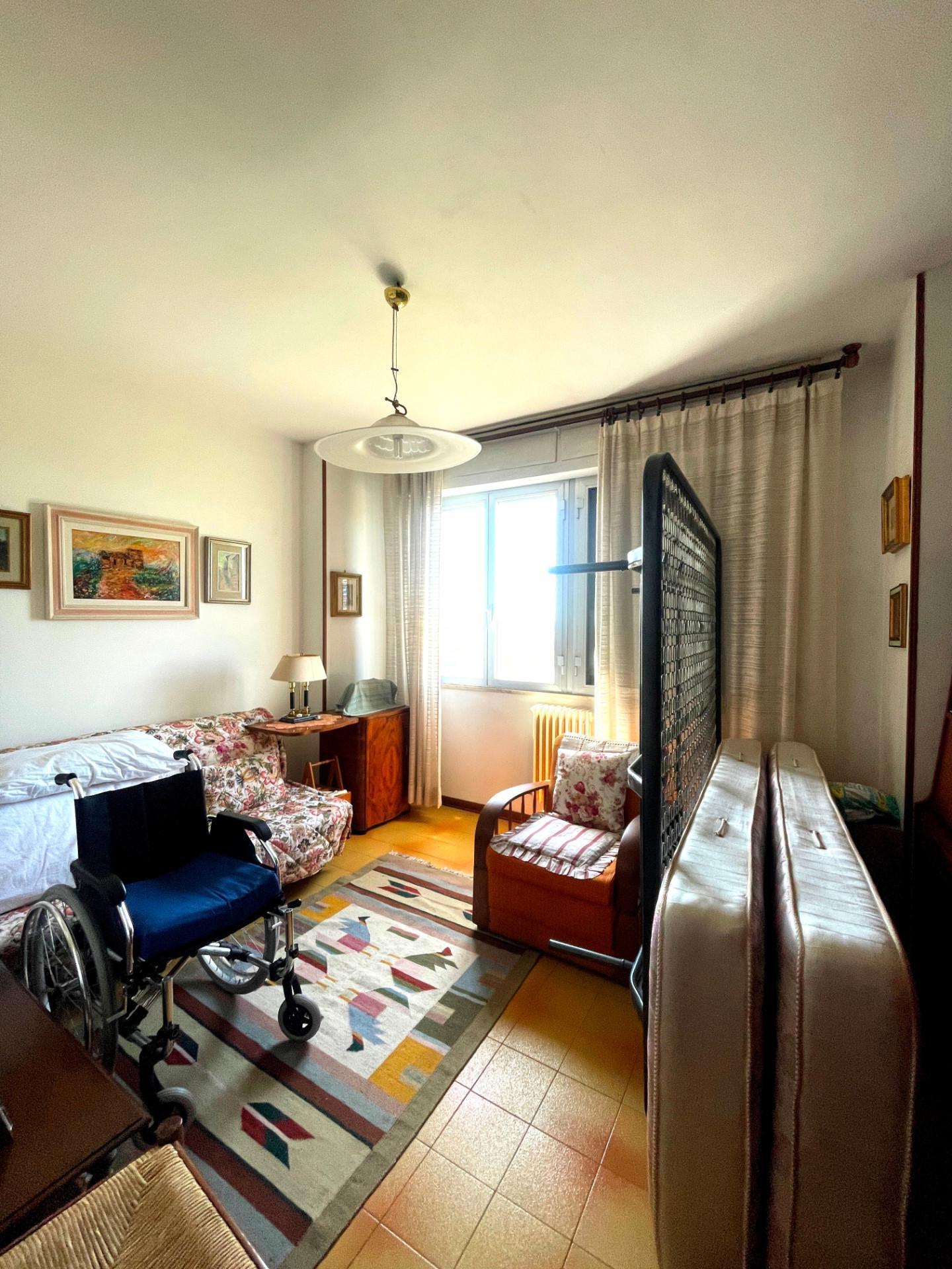 Appartamento arredato in affitto a Cascina