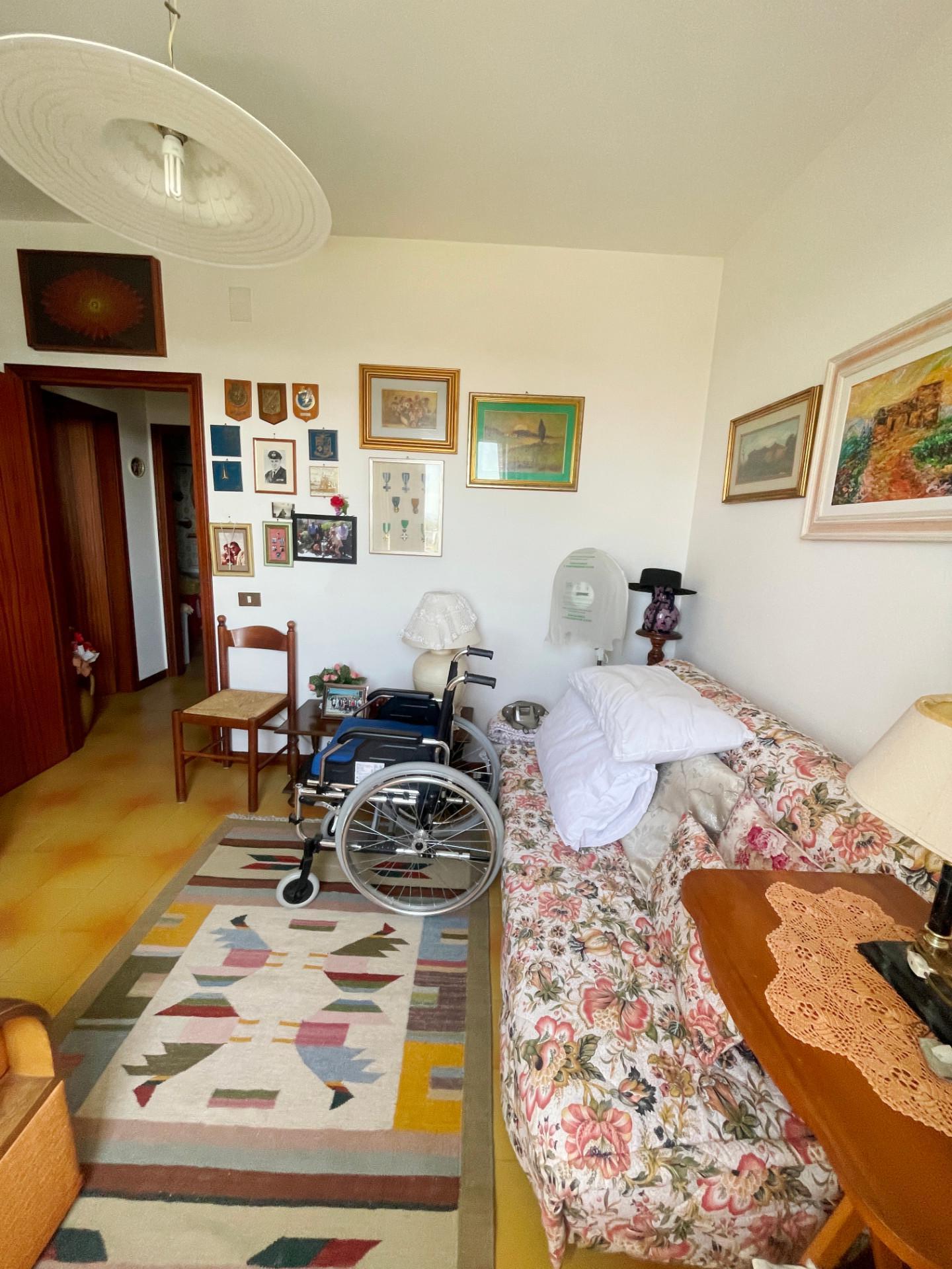 Appartamento arredato in affitto a Cascina