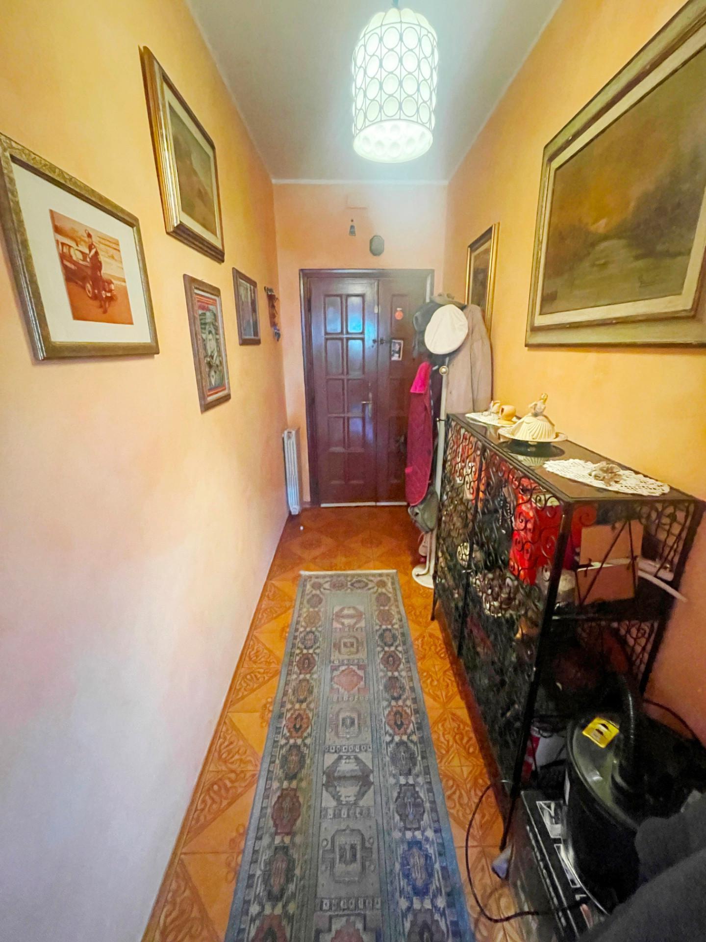 Villa Trifamiliari con giardino, Vicopisano uliveto terme