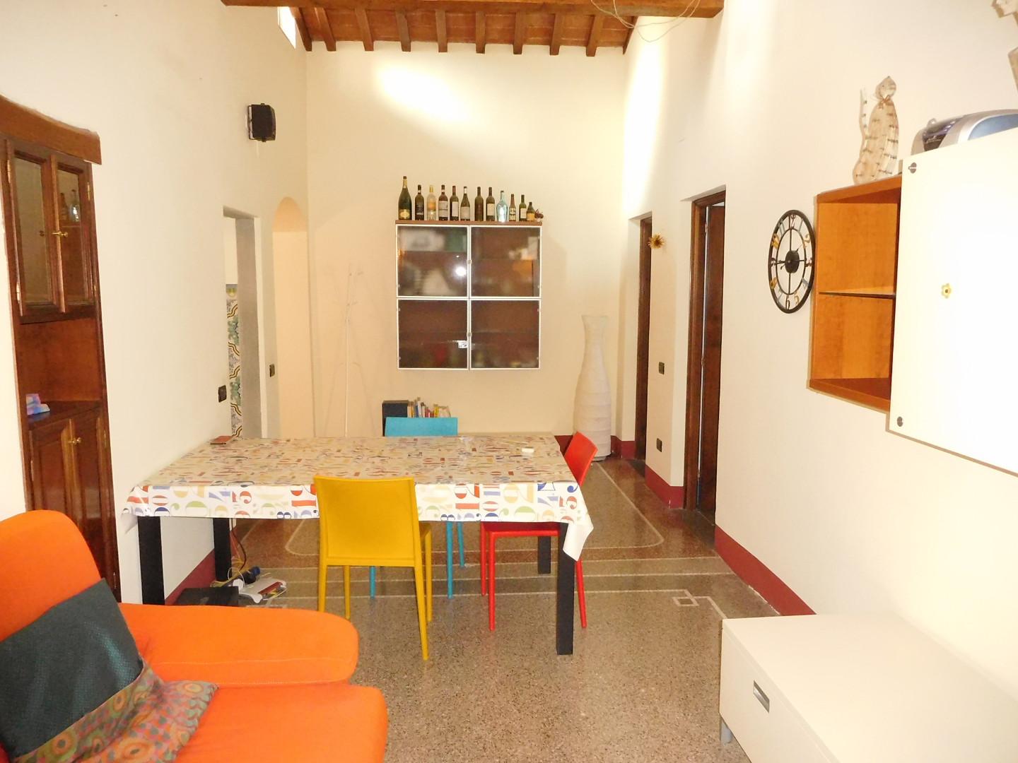 Trilocale arredato in affitto, Pisa santa maria