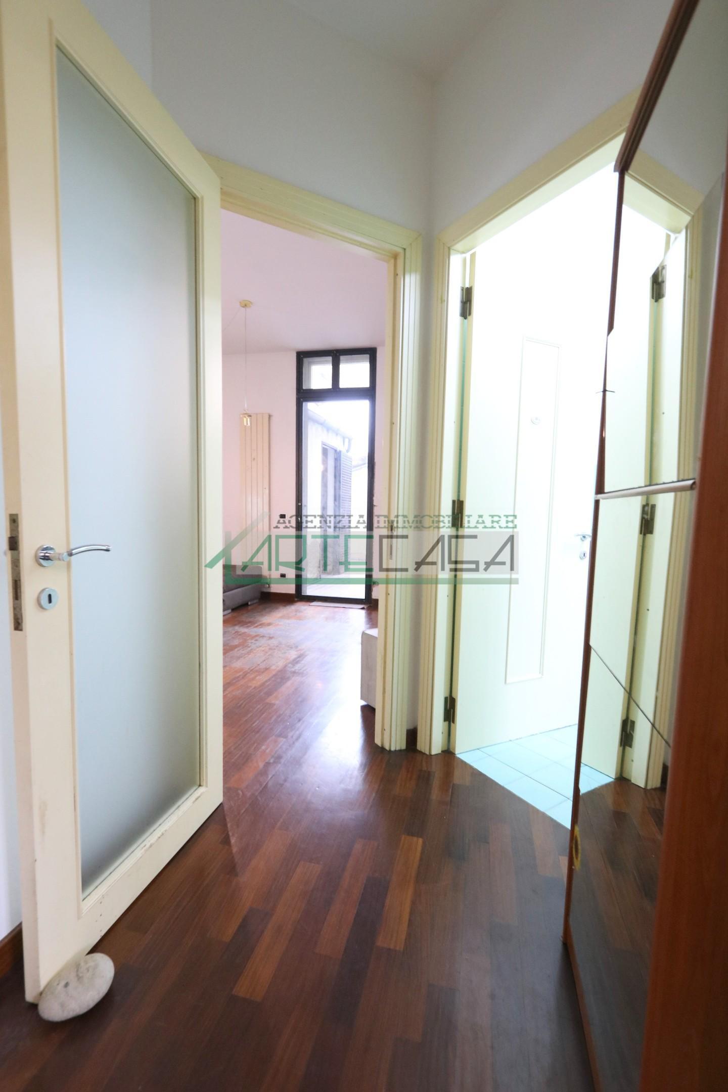 Appartamento in vendita a Cascina