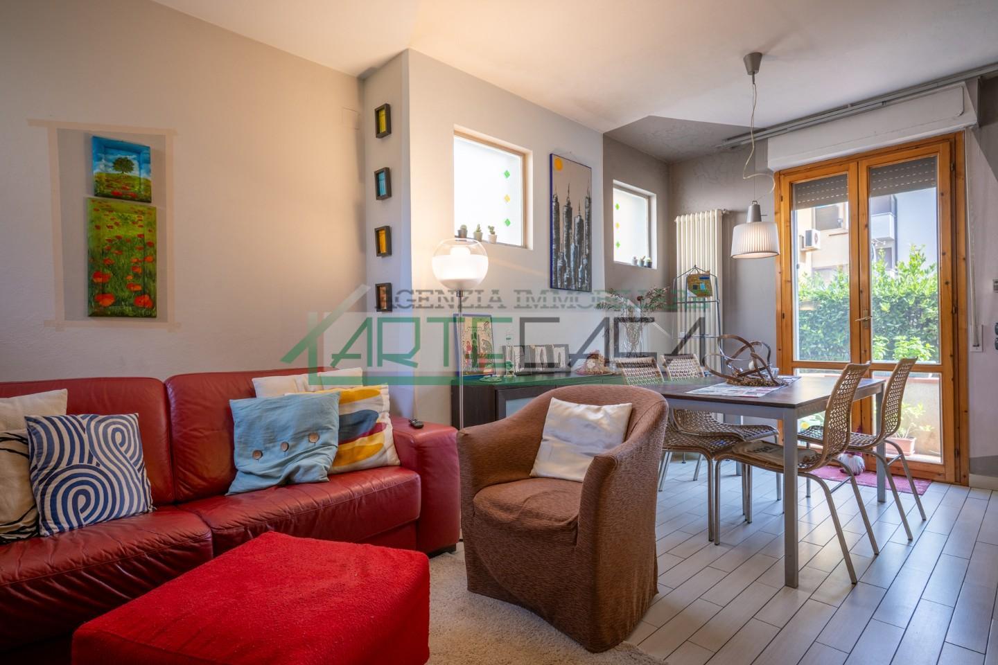 Villa Bifamiliare con terrazzo, Pisa riglione oratoio