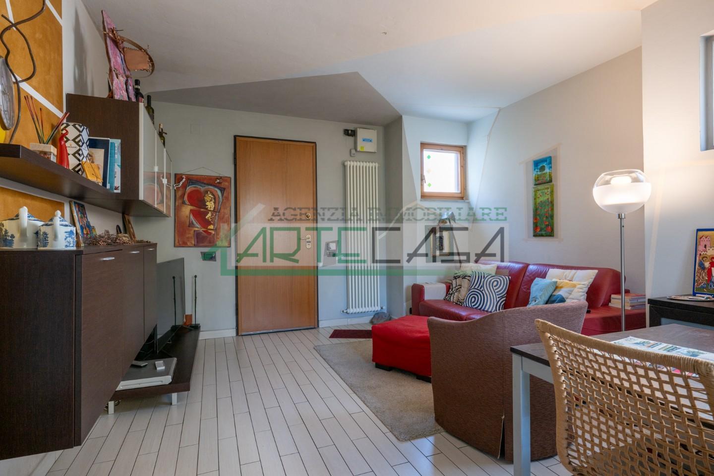 Villa Bifamiliare con terrazzo, Pisa riglione oratoio