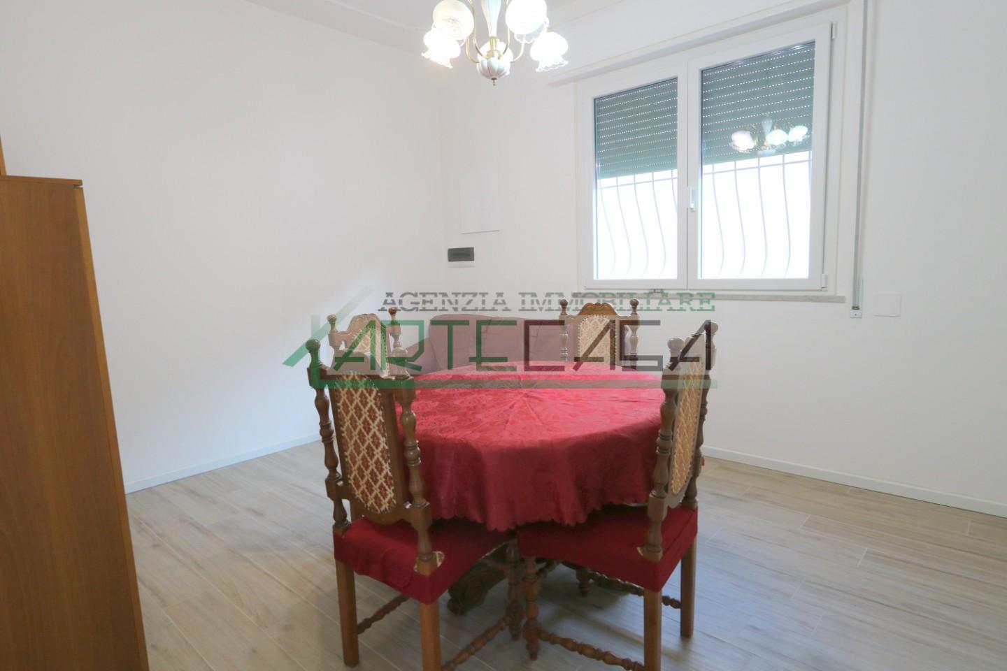 Trilocale arredato in affitto a Cascina