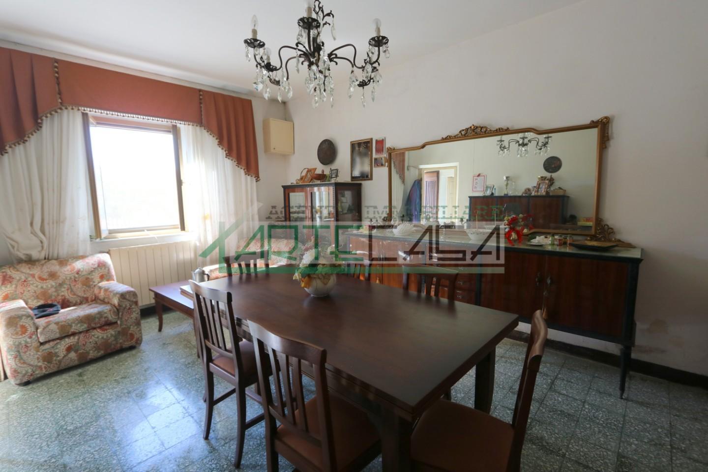 Casa indipendente con giardino, Buti cascine